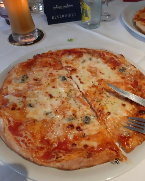 Ristorante-Pizzeria La Fattoria